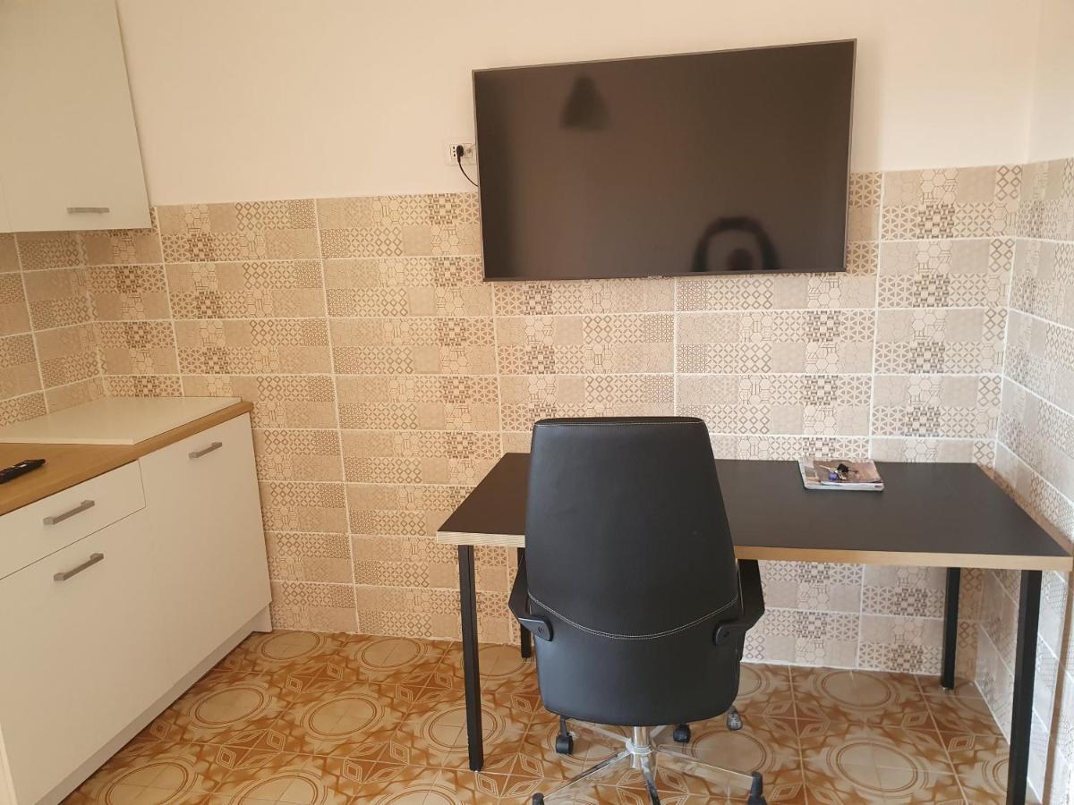 Casa Palazzine Ovest In Centro Citta Appartement Santa Maria Capua Vetere Buitenkant foto